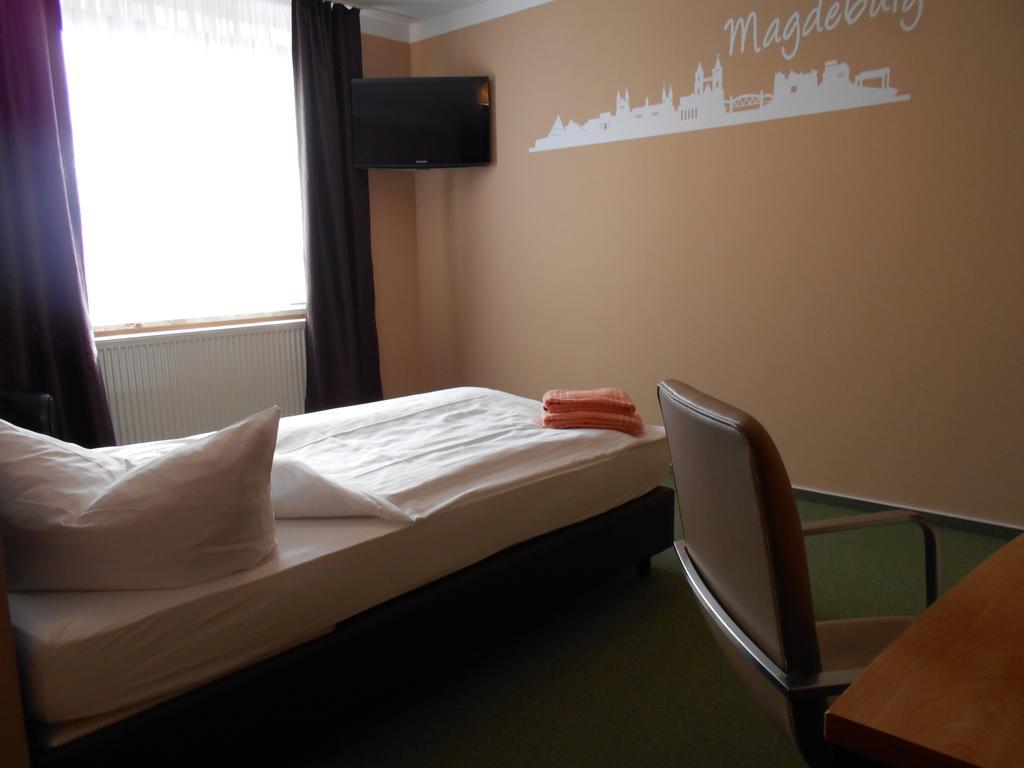 Siu Hotel Magdeburk Pokoj fotografie